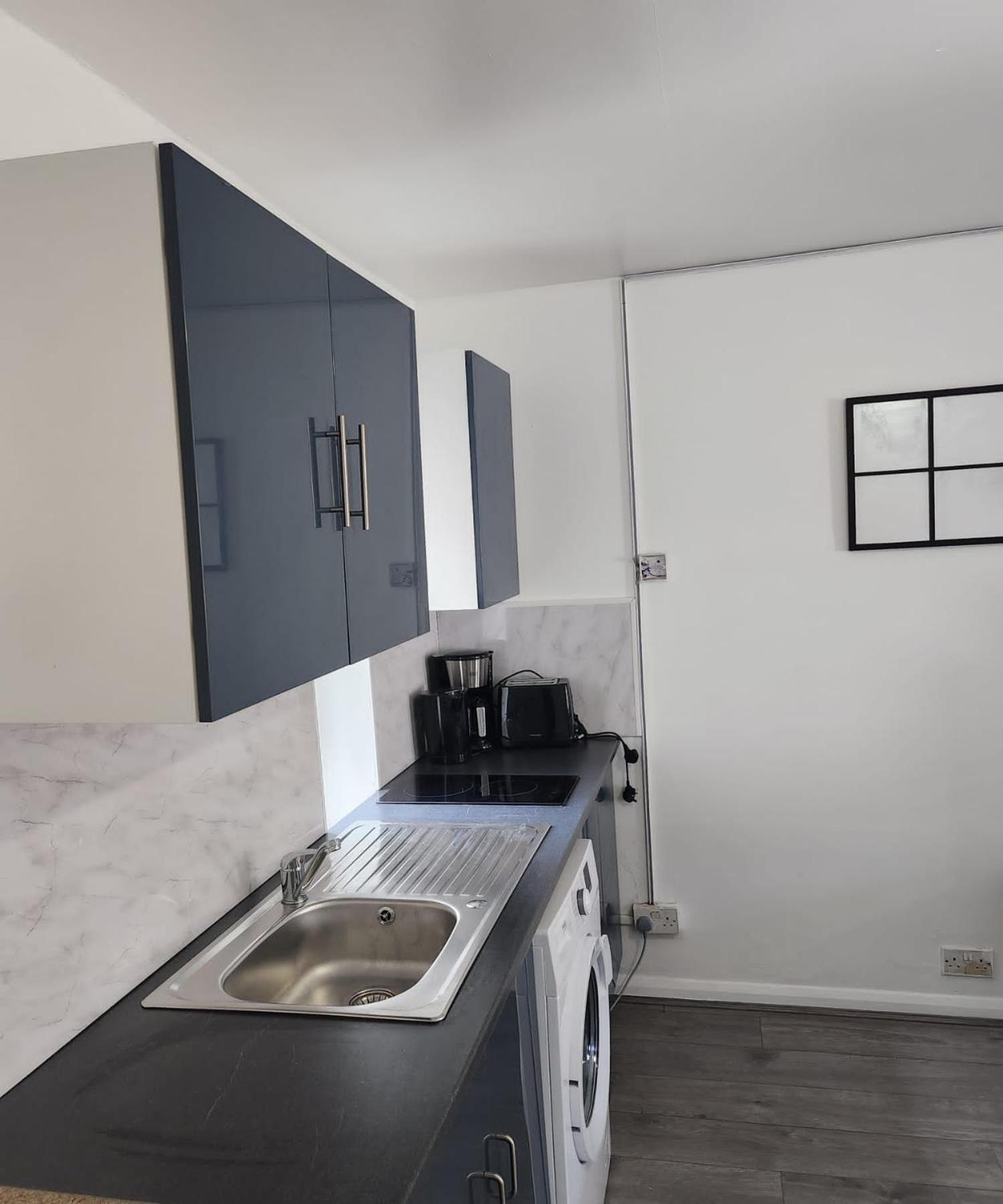 New Deluxe Studio Apt-2 London Exterior foto